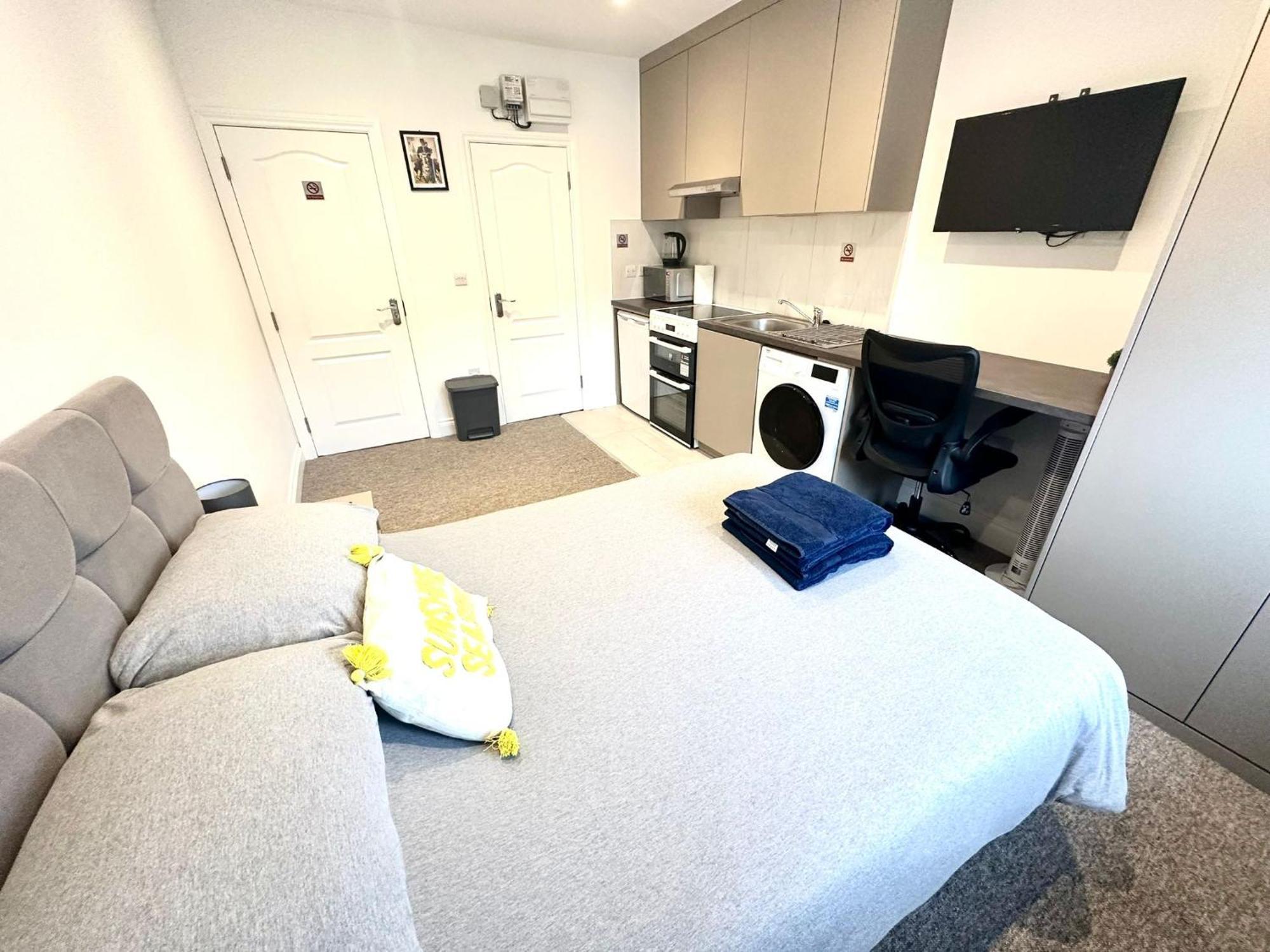 Bright Modern, Private Apartment,15 Mins To Central London Hendon Exterior foto