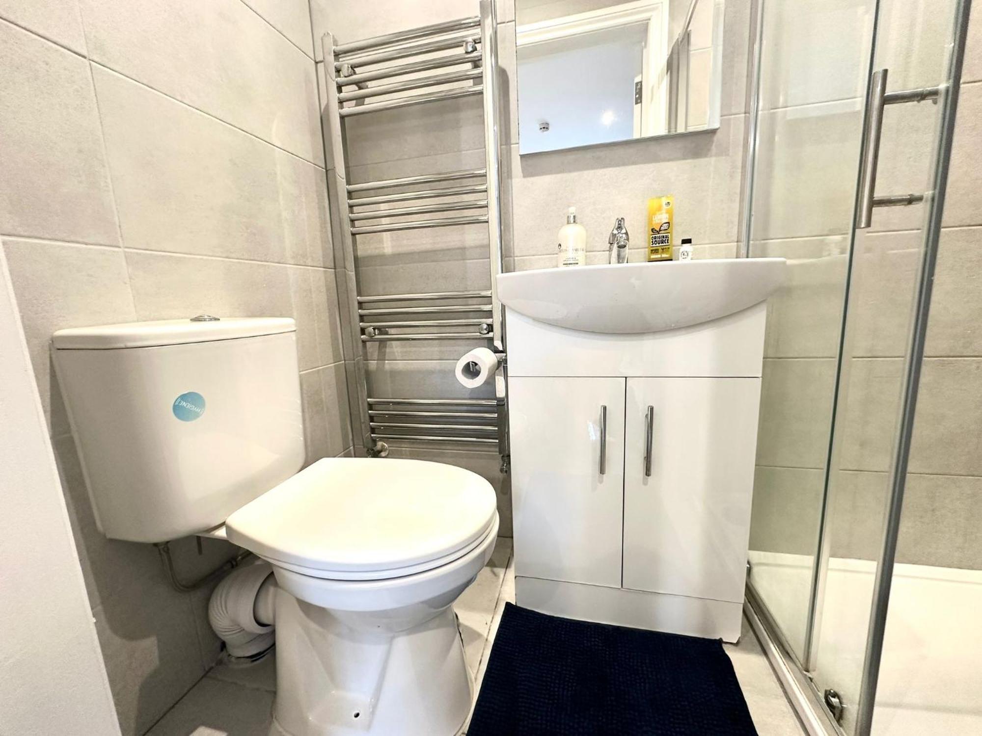Bright Modern, Private Apartment,15 Mins To Central London Hendon Exterior foto